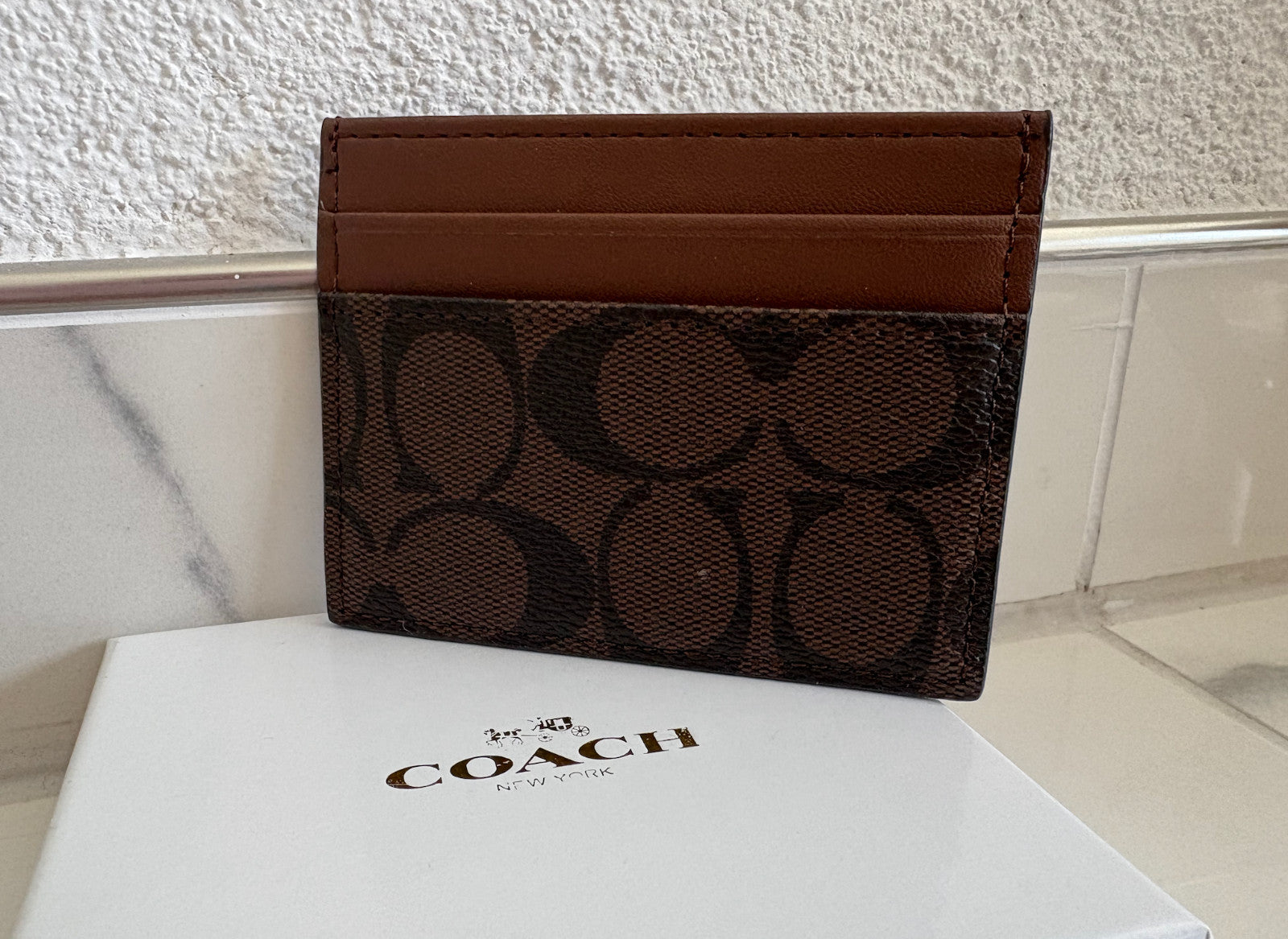 COACH - Schmales Kartenetui aus Signature-Canvas - Braun/Dunkelbraun - Neu!