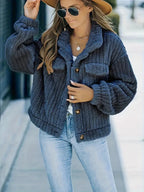 Luxuriöse Damen Winterjacke aus Kunstfell - Kuschelig - Herbst&Winter - Sale