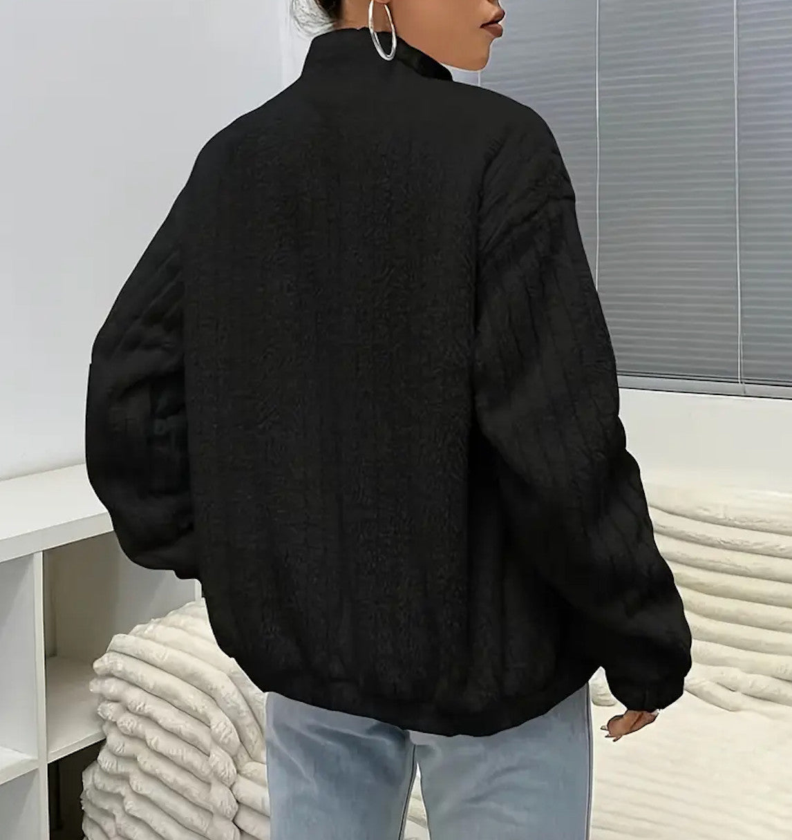 Flauschige Damen Jacke Weiß | Thermo Warm | Kuschelige Übergangsjacke mit Zipper