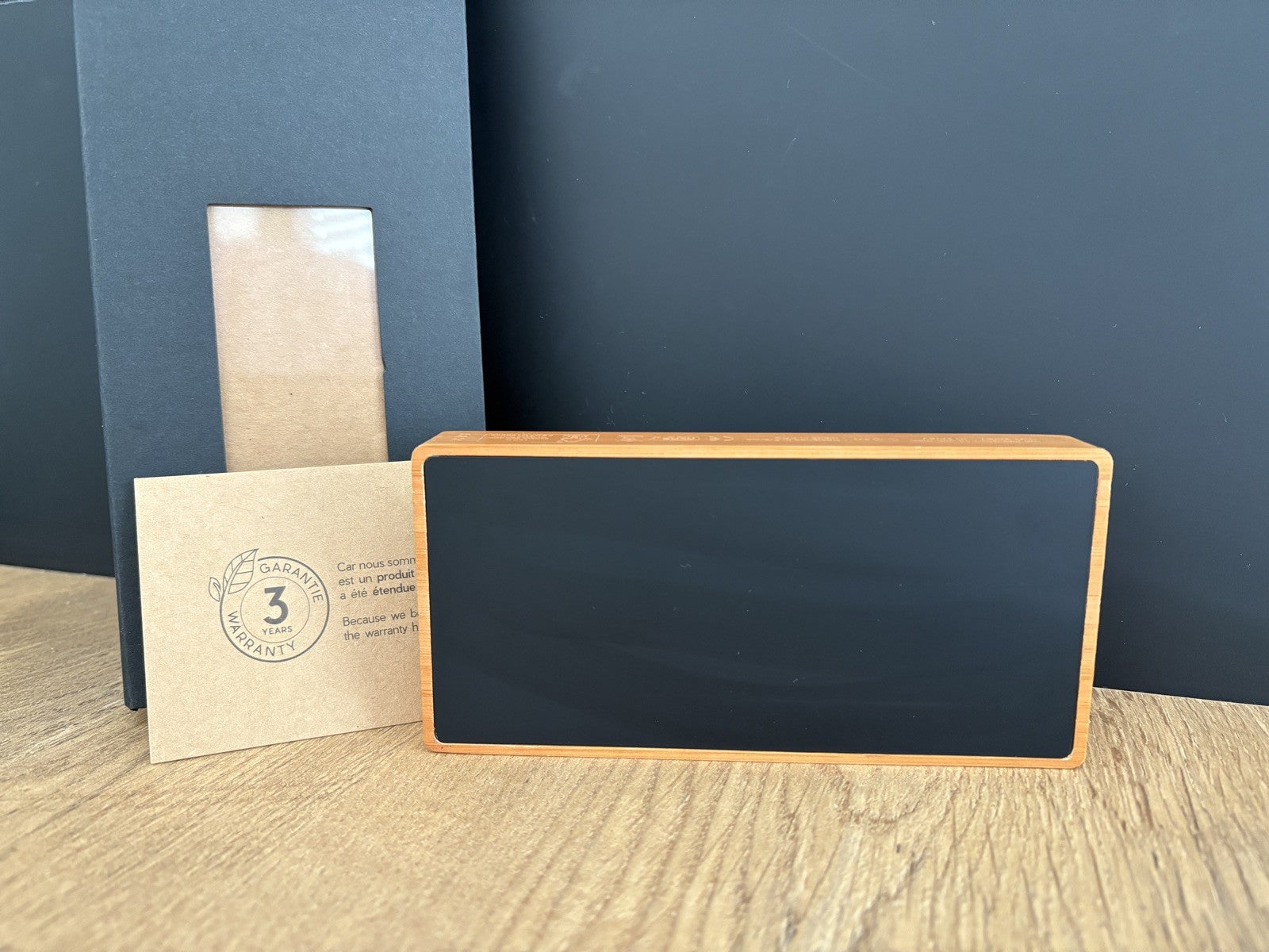 Solar Powerbank 10.000 mAh - Bambus Optik - Neu & Originalverpackt