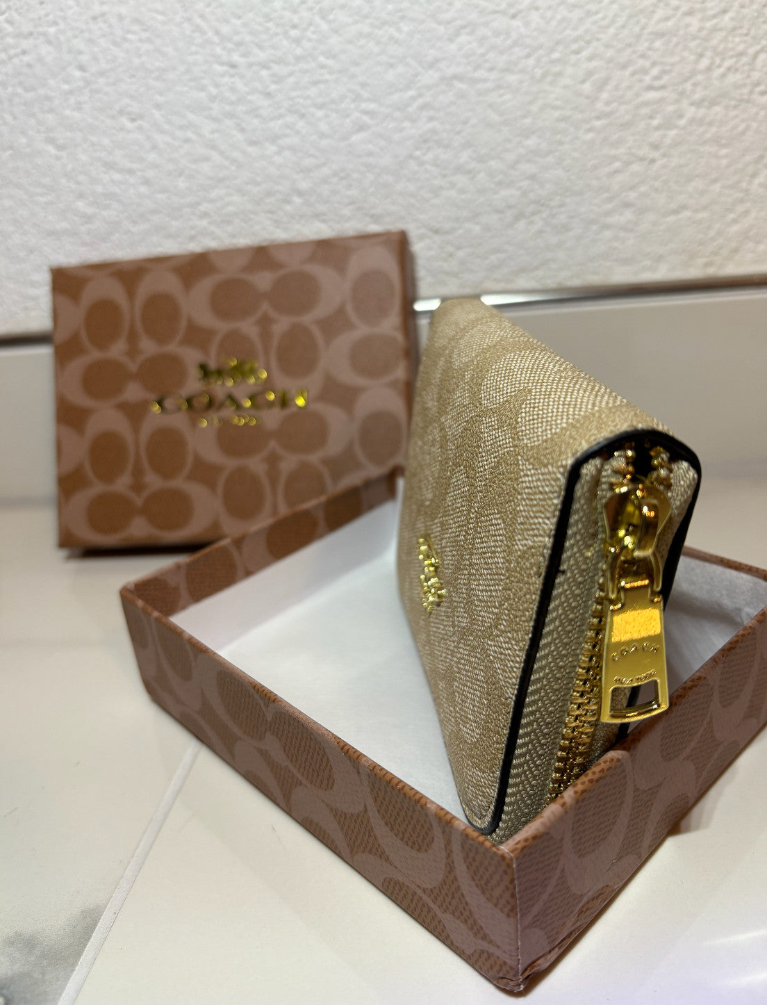 COACH Portmonnaie, Kartenetui mit Rundum Reissverschluss aus Signature Canvas