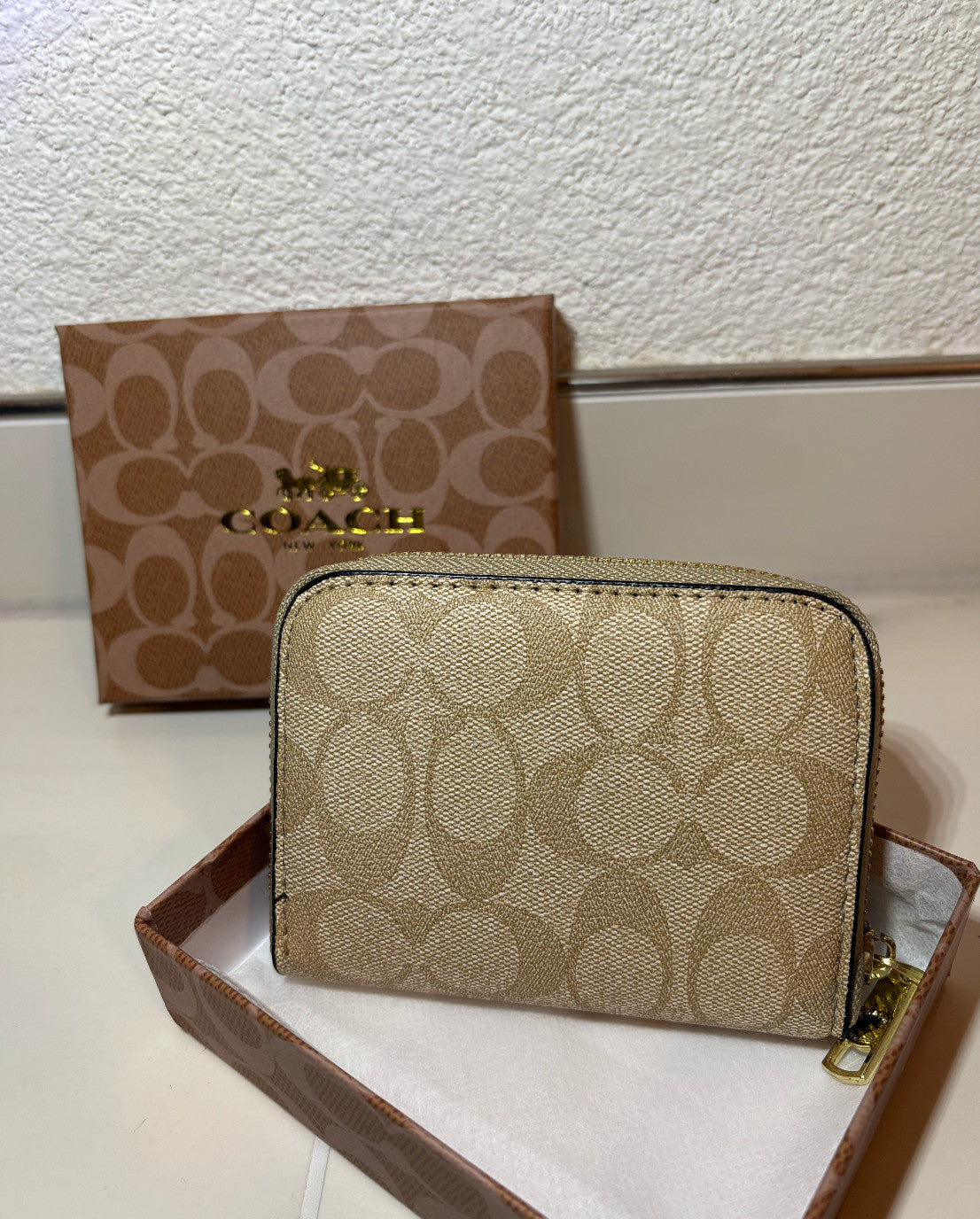 COACH Portmonnaie, Kartenetui mit Rundum Reissverschluss aus Signature Canvas