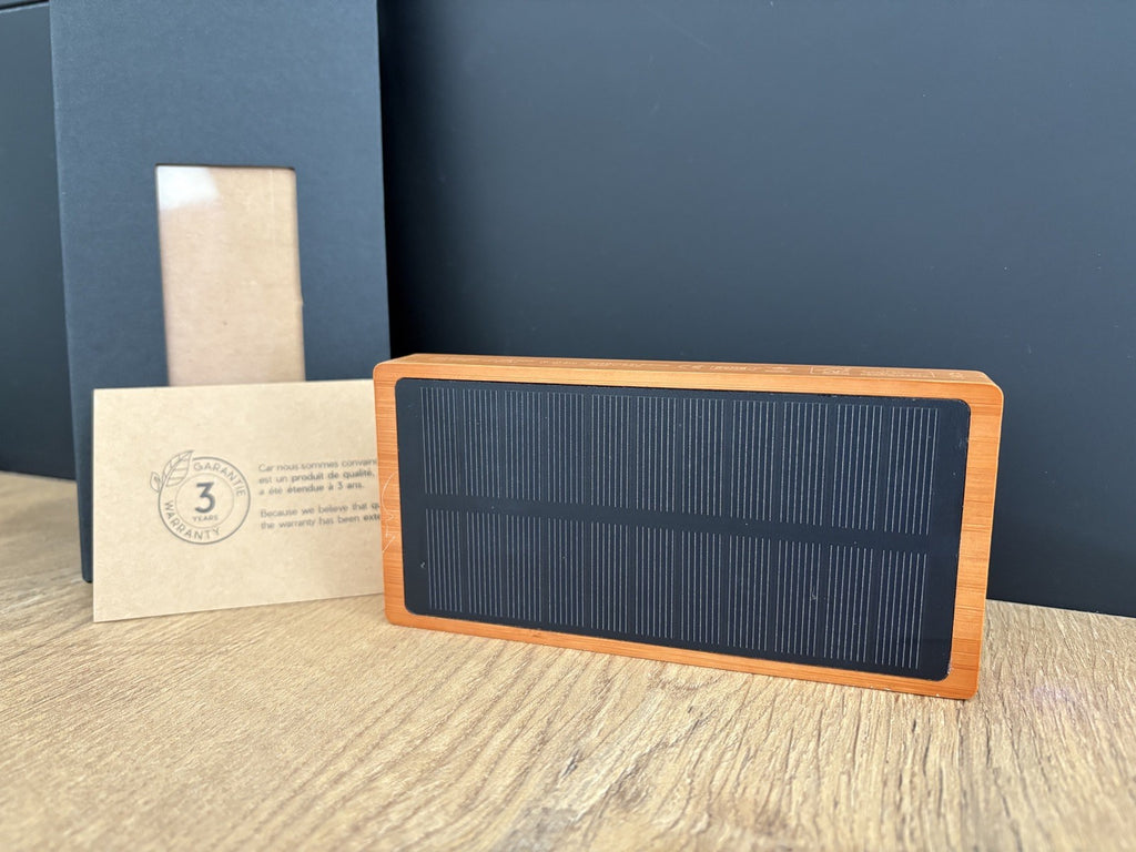 Solar Powerbank 10.000 mAh - Bambus Optik - Neu & Originalverpackt